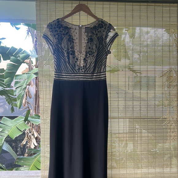 Adrianna Papell Dresses & Skirts - Adrianna Papell black and shear cream formal beaded gown